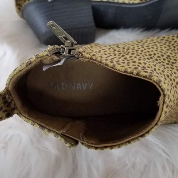 Booties - Picture 5 of 5